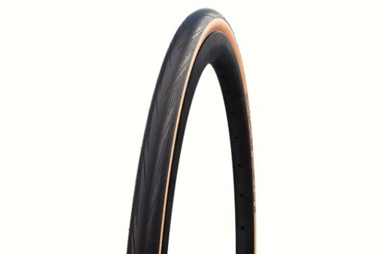 KÖP 700X25C (25-622) 28X1,00 SCHWALBE LUGANO II HS471 KLASSZIKUS OLDALFAL